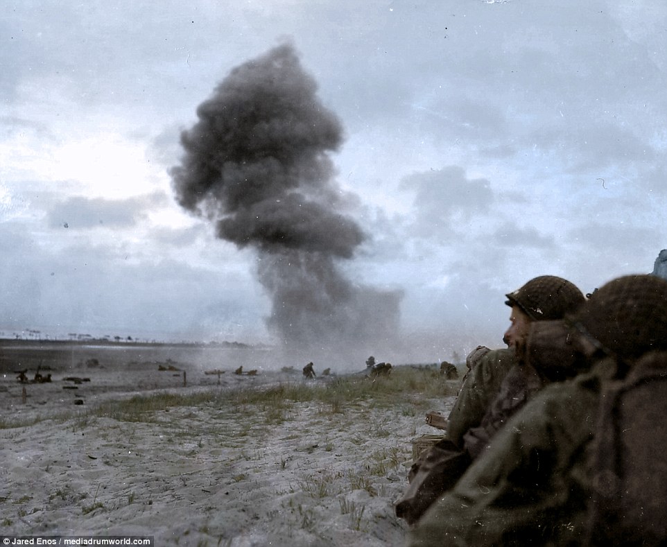 380DCF2B00000578-3779356-A_shell_fired_by_a_88_mm_gun_explodes_on_Utah_Beach_during_the_l-a-11_1473325673380.jpg